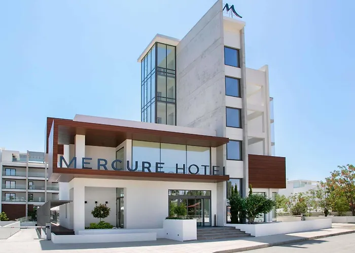 Mercure Larnaca Beach Resort