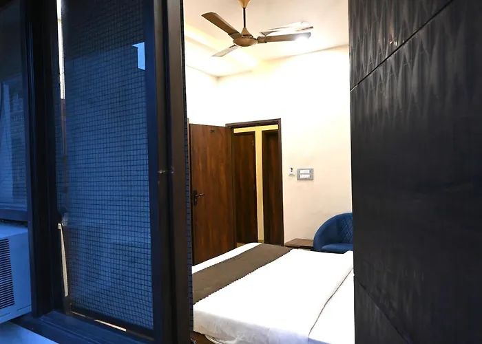 Blackwood -140 Metres- Near Golden Temple Amritsar