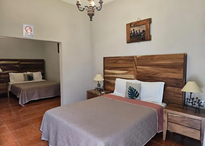 Casa Marquez Hotel Leon