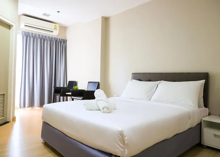 CU iHouse เรือนวิรัชมิตร Aparthotel กรุงเทพมหานคร