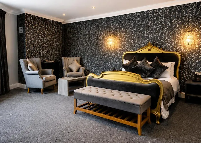 The Popinjay Hotel Larkhall 