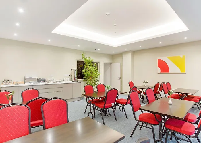 Civic Hotel Hounslow