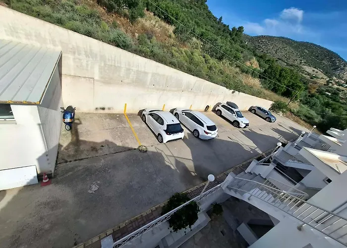 Aretousa Tolón
