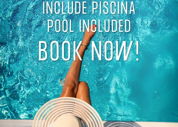 Garden Club - Hotel & Restaurant - Free Outdoor Pool & Parking Braşov