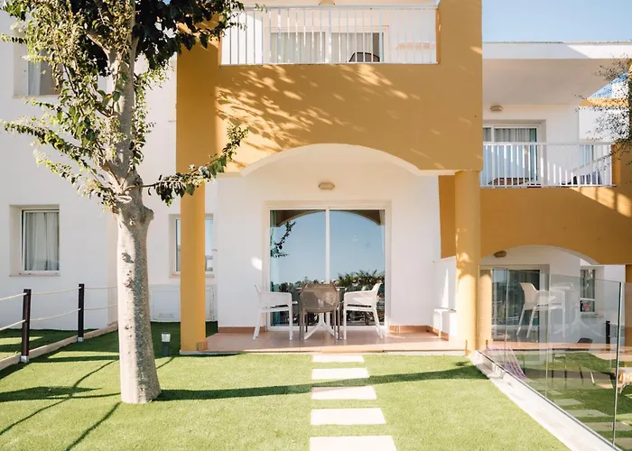Aparthotel Comitas Isla del Aire Punta Prima 