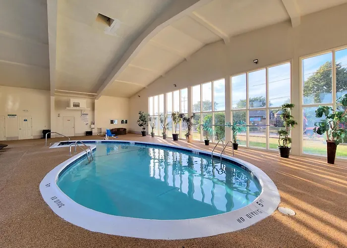 Days Inn By Wyndham - Cape Cod West Yarmouth