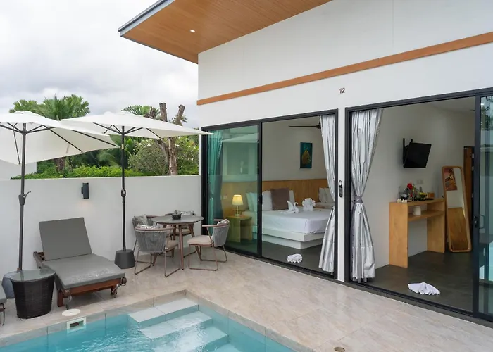 The Cosy Maenam Beach Resort