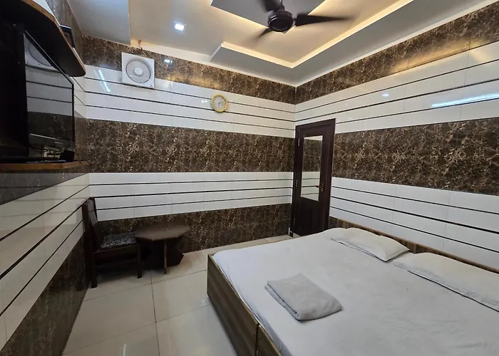 Hotel Vrindavan Fatehpur Sikri