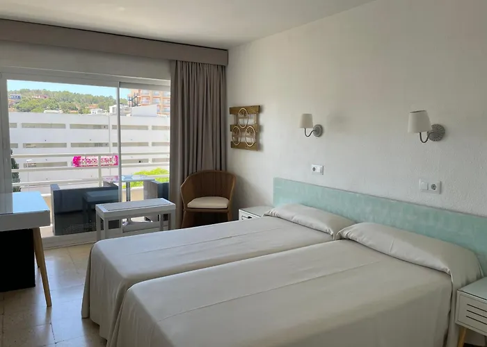 Hostal Roberto Palma Nova 