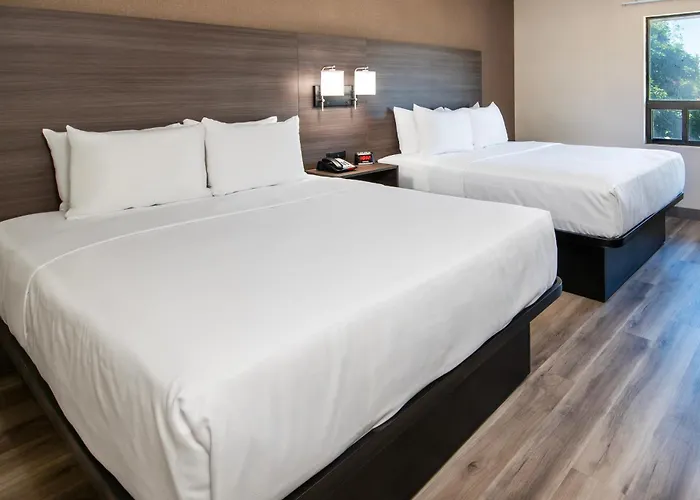 Quality Inn Chatham-Kent