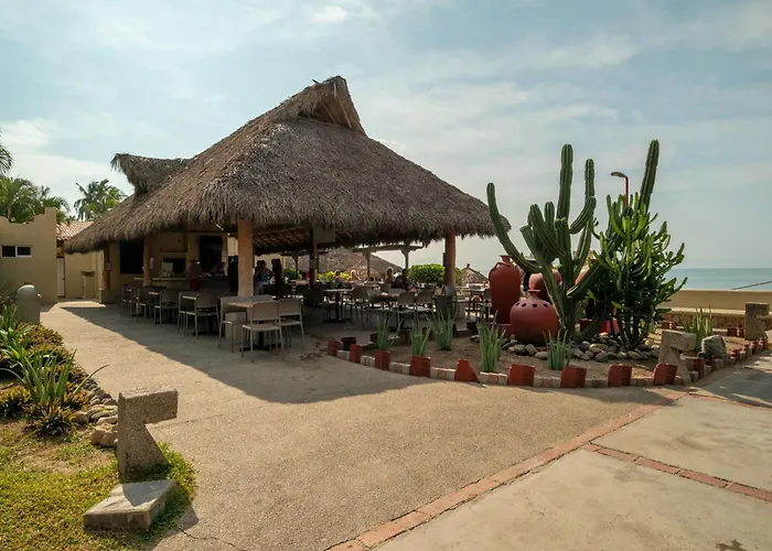 Grand Decameron Complex Bucerias, A Trademark All-Inclusive Resort