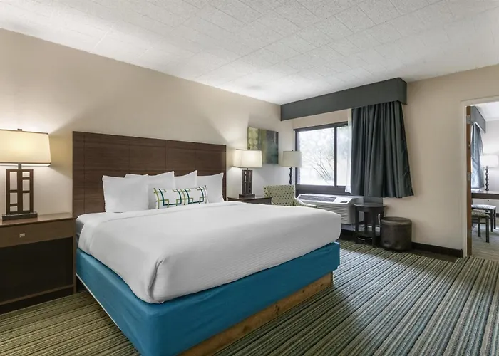 Best Western Woodhaven Inn