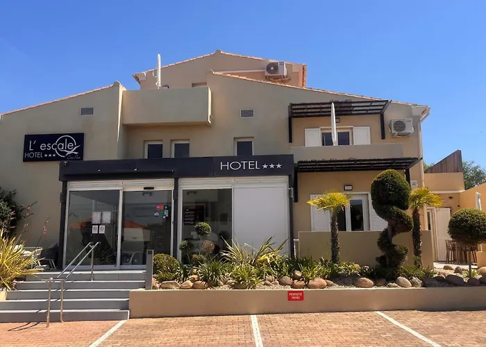 Hotel L'Escale Coté Port à LʼÎle-Rousse