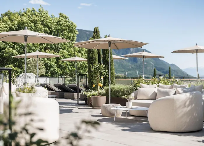 Small & Beautiful Hotel Gnaid Tirol
