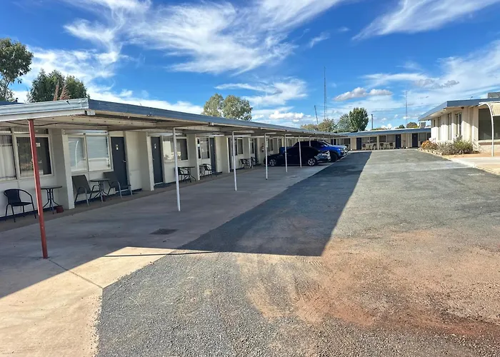 Charles Sturt Motor Inn West Wyalong