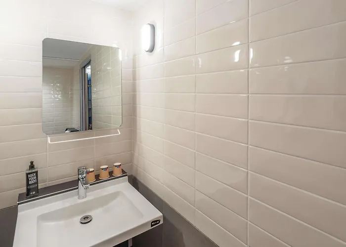 Ibis Paris 17 Clichy-Batignolles Hotel