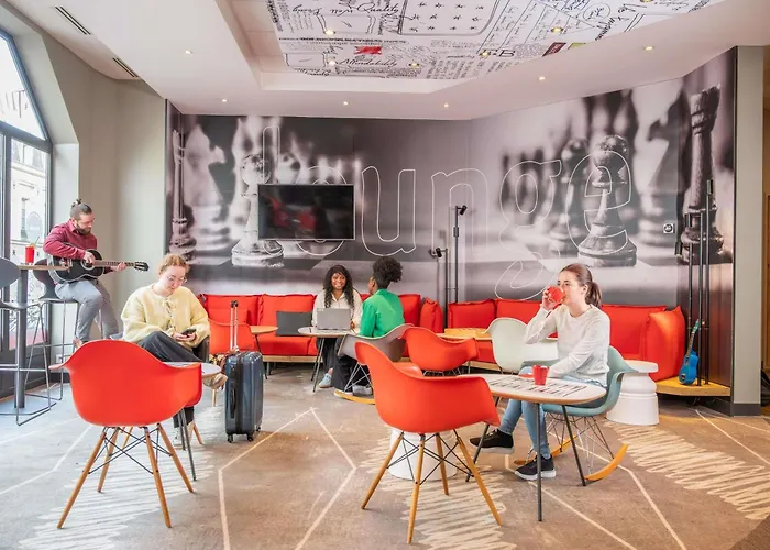 Ibis Nantes Centre Tour Bretagne Hotel