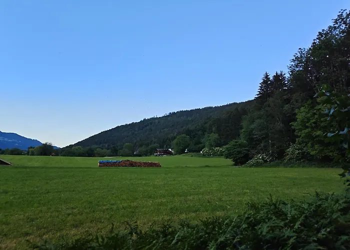 Blumenpension Strauss - Ferienwohnungen Ossiach