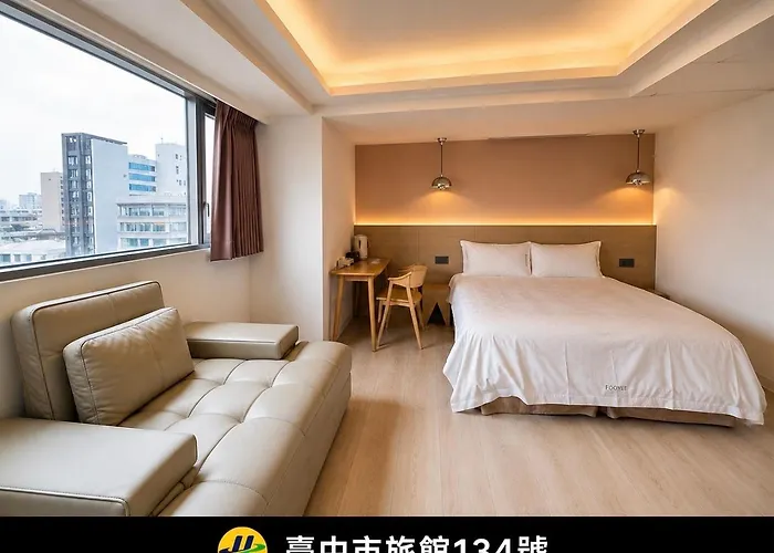 Fooyee Hotel - Taichung Train Station