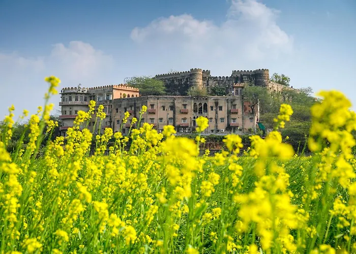 Neemrana'S - Hill Fort - Kesroli Alwar