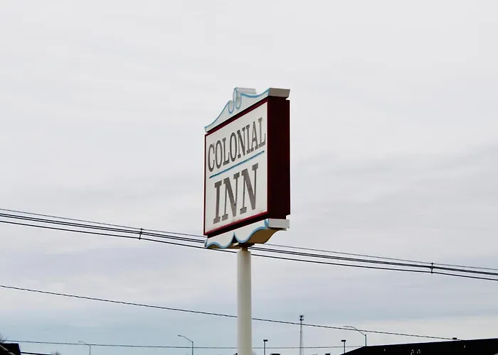 Colonial Inn Dyersville