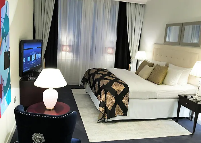 Mondrian Luxury Suites & Apartments Market Square IV Warsaw