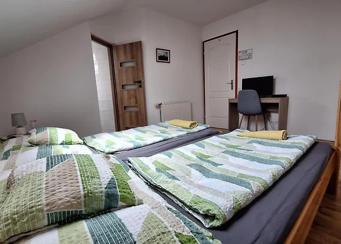 Lila Akác Panzió Esztergom Panzió
