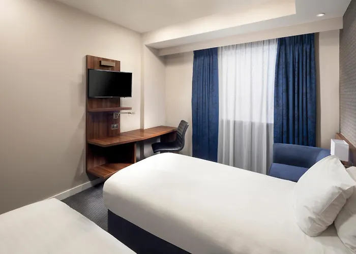 Holiday Inn Express Aberdeen Airport By Ihg Dyce