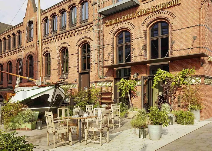 25Hours Hotel Altes Hafenamt Hamburgo