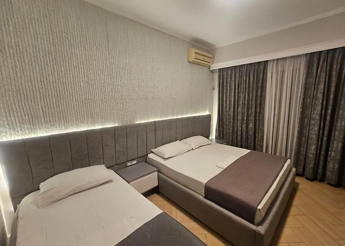 Hotel Pini Sarandë