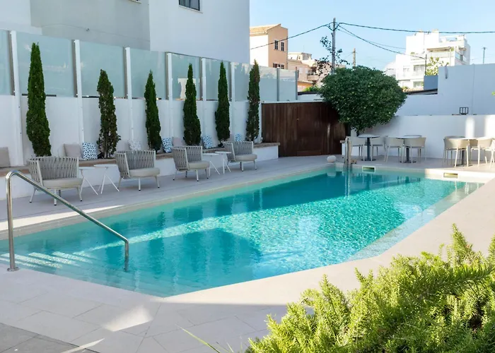 Petit Garden Hotel By Flacalco Cala Ratjada 