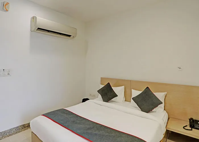 Townhouse Relax Suits A Boutique Hotel Vasundhara Ghaziabad