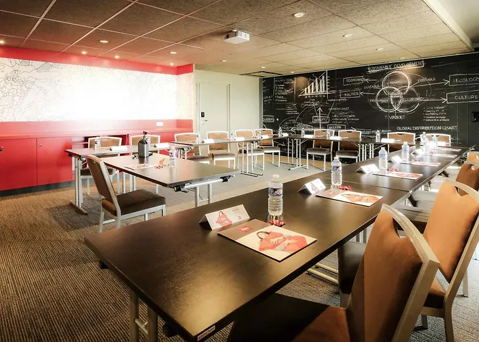 Hotel Ibis Niort Est Mendes France