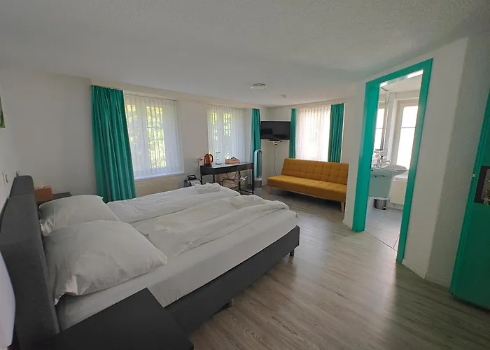 Hotel Freihof Glarus