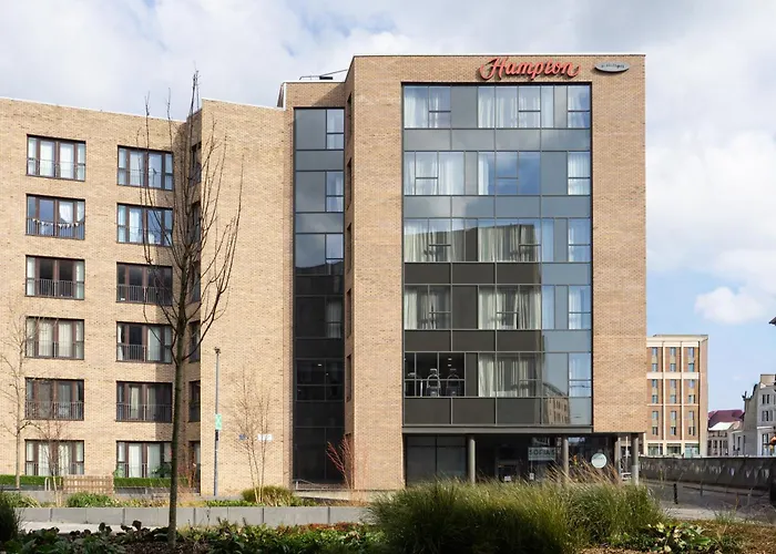 Готель Hampton By Hilton Edinburgh West End