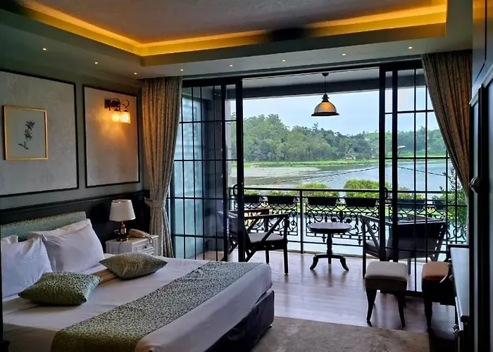 Royal Lake Hotel Nuwara Eliya