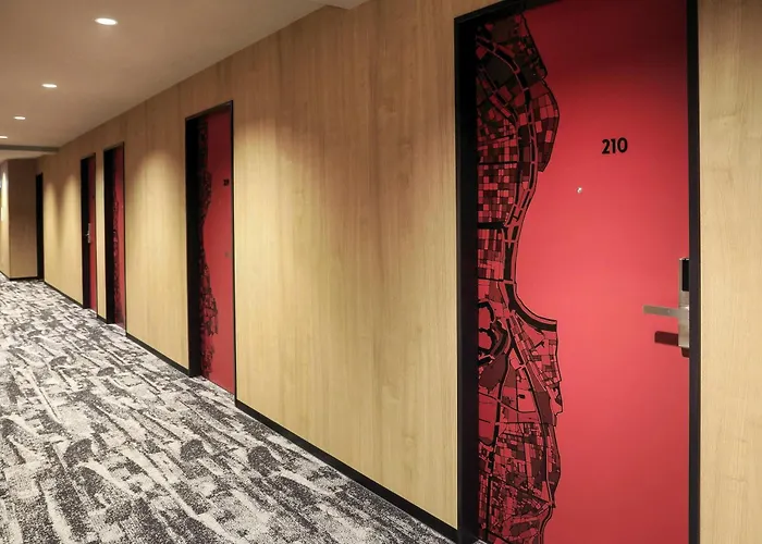 Ibis Osaka Umeda Hotel