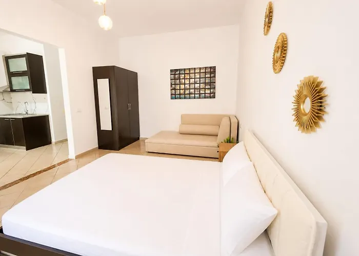 Hercules House Sarandë