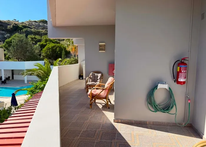 Peter'S Place Studios & Suites Faliraki