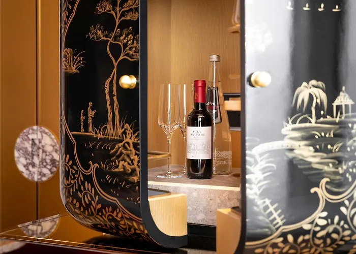 Mondrian Hong Kong Hotel