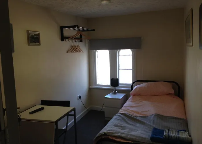 Acapulco Rooms Portsmouth