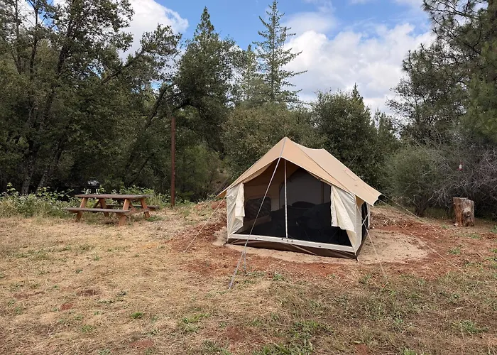 Yosemite Basecamp Hotel Groveland