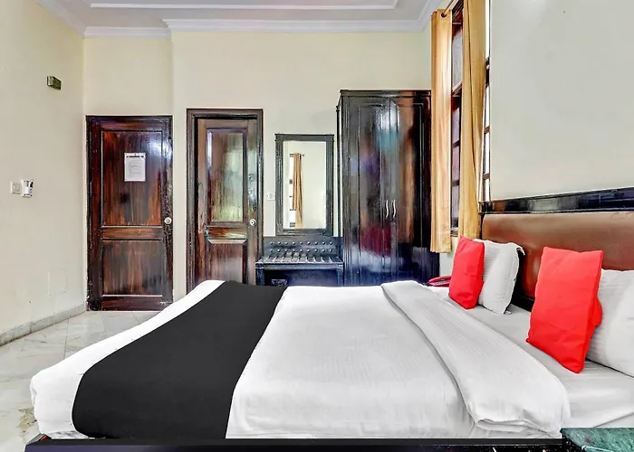 Hotel O Grand Central Delhi 