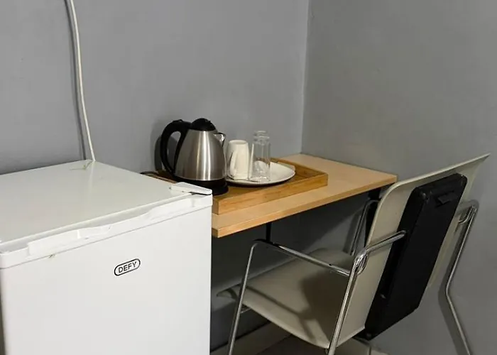 Host Hub Guest House Kempton Park