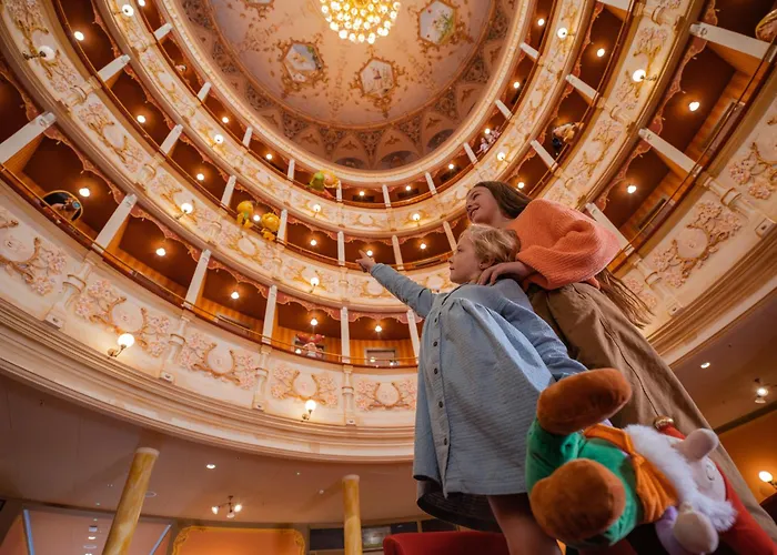 Plopsaland Theater Hotel La Panne