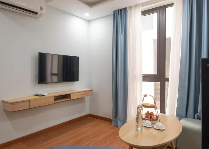 Hummer Hotel & Apartment Da Nang Beach