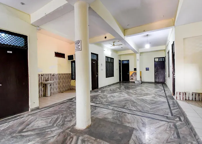Hotel O Gracious Inn Lucknow