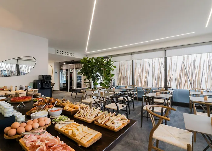 Glass House - Smart Rooms & Parking Lecce