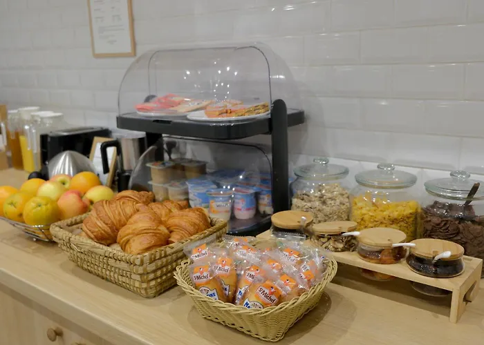 Hipotel Paris Voltaire Bastille
