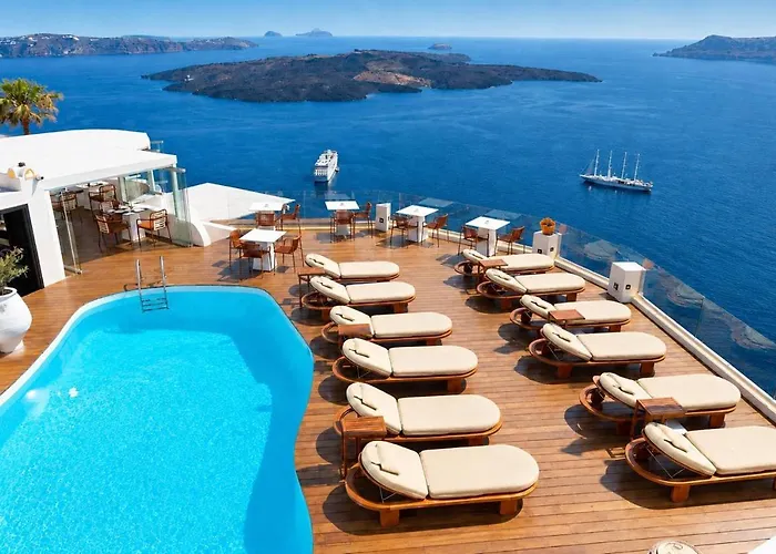Sun Rocks Boutique Hotel - Caldera View Suites & Sunset Dining Experience Firostefani